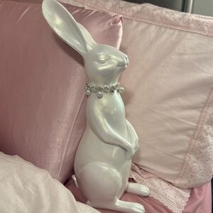 NWT Cupcakes & Cashmere Ceramic Glitter Jewel and Pearl Bunny Decoration